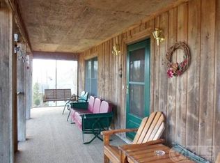 1536 Gratton Rd, Clarksville, TN 37043