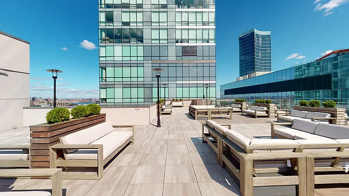 Rented by Jade Stone Real Estate Consulting | media 46