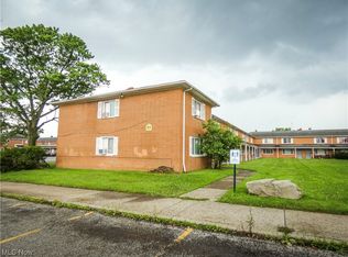 4878 Banbury Ct APT 15, Warrensville heights, OH