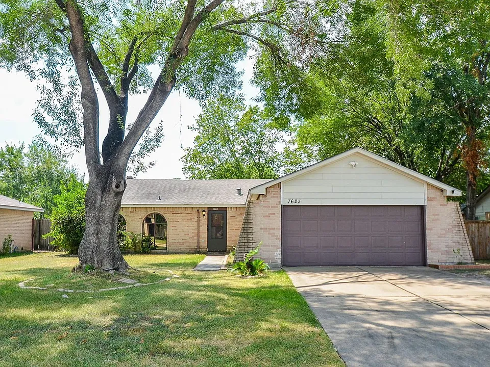 7623 Kite Hill Dr