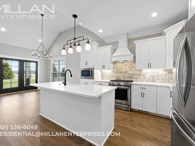 1065 Veridian Dr — Photo 10