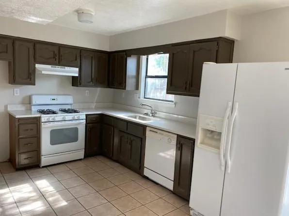 224 Shawnee Ct SE, Albuquerque, NM 87108