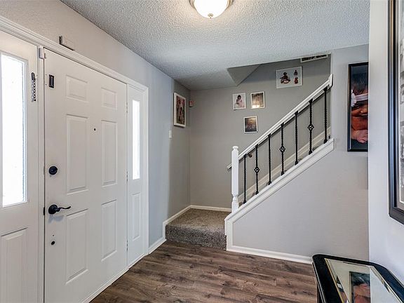 4th image of 2326 Snowdon Dr