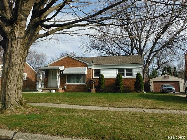 1st image of 29738 Macintyre St