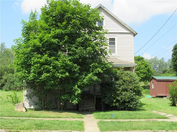 509 Chase St, Kane, PA 16735