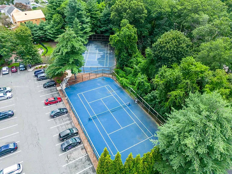 Kimball Court — Photo 10