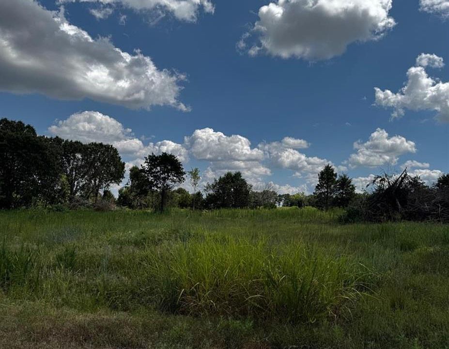 1st image of 31 E Oak Grove Ct Lot 31-32