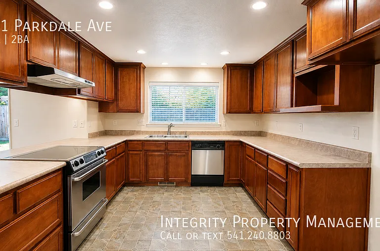 941 Parkdale Ave — Photo 6