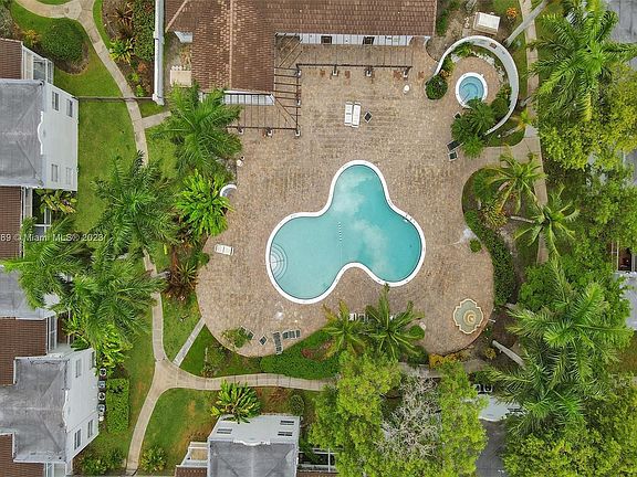 4th image of 4660 NW 97th Ct #94