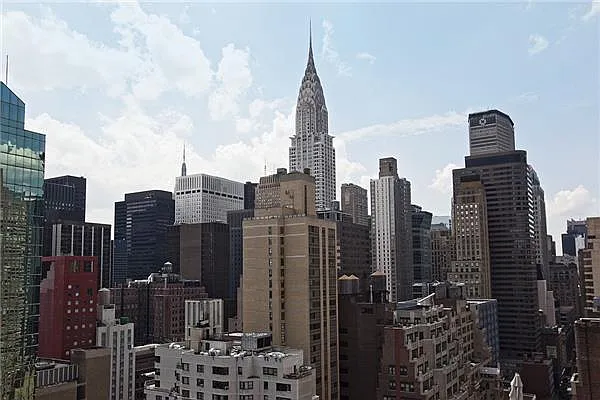 Sold by Space Marketing Shop | media 10