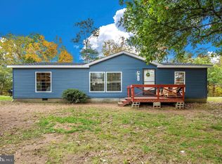120 Hurley Ln, Berkeley Springs, WV 25411