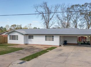 327 McClelland Rd, Opelousas, LA 70570
