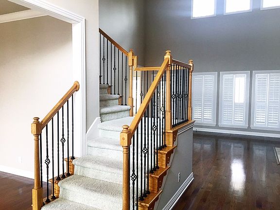 2nd image of 2605 Jordan Ct