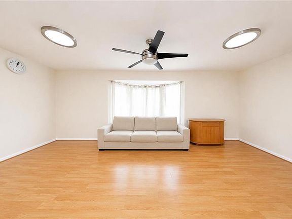 5th image of 60 Bianca Ct