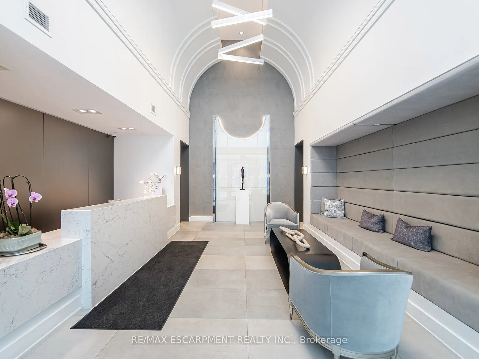 2 bed, $2,700 — Photo 4