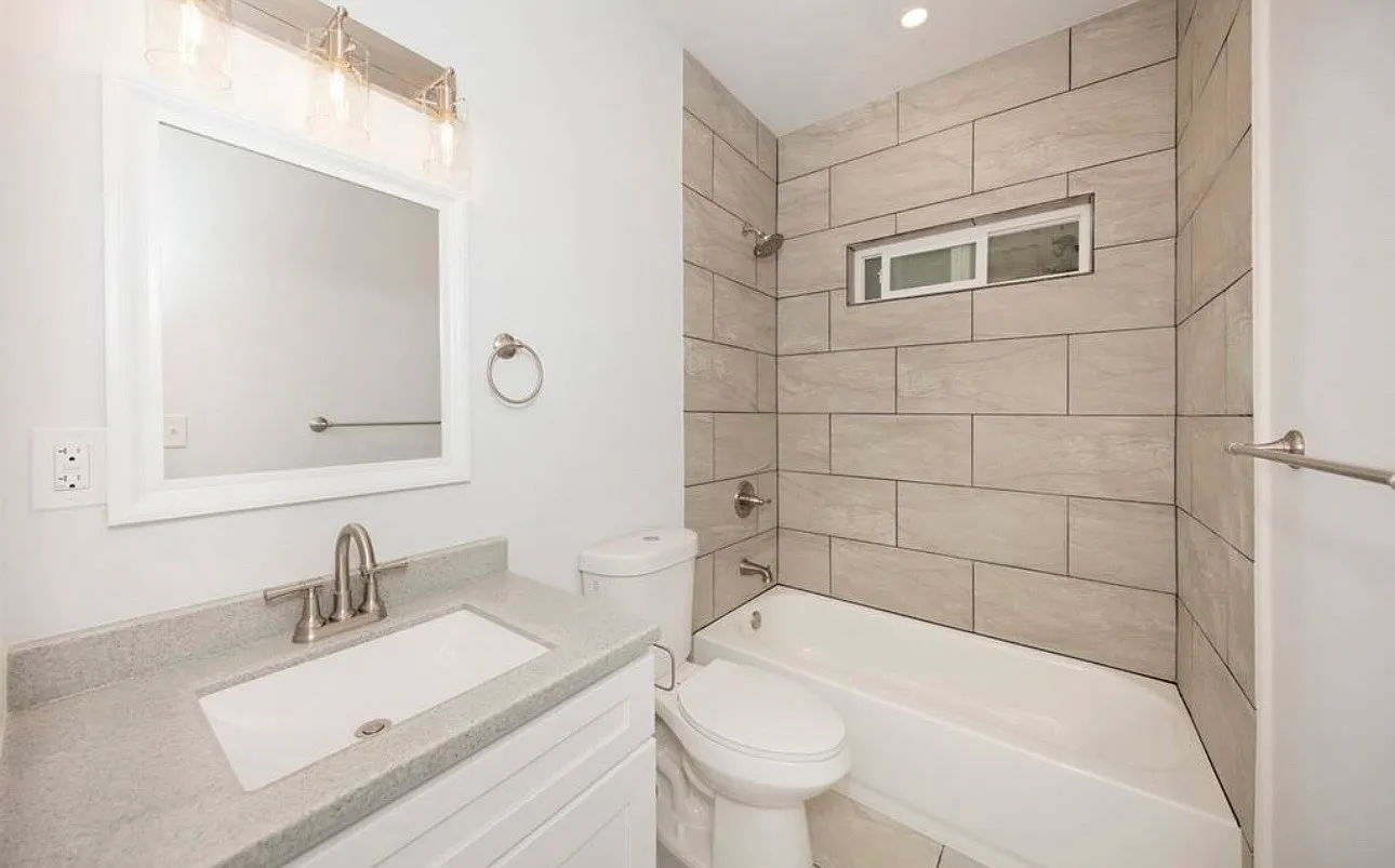 2 bed, 1424 sqft, $2,000 — Photo 2