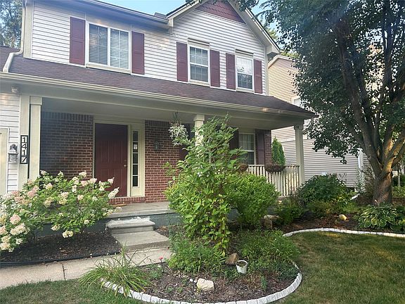 2nd image of 1417 Pond View Ct