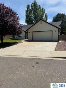 30 Derek Dr, Susanville, CA, 96130