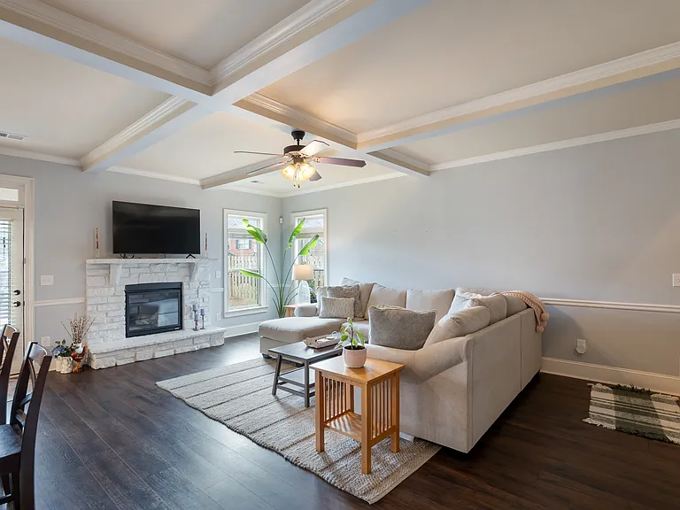646 Village Market Dr — Photo 8