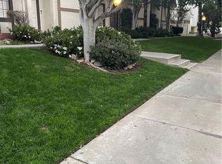 511 S El Molino Ave APT 16, Pasadena, CA 91101
