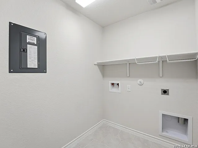 804 Red Riv — Photo 24