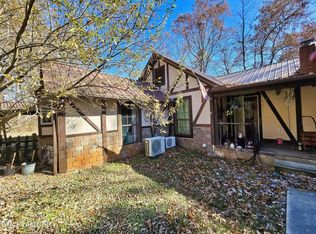 127 Lark Ln, La Follette, TN 37766