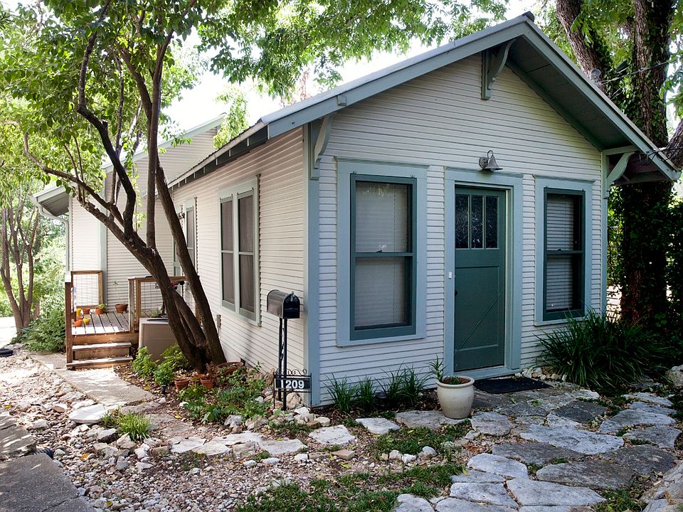Newly remodeled home with 1920's charm