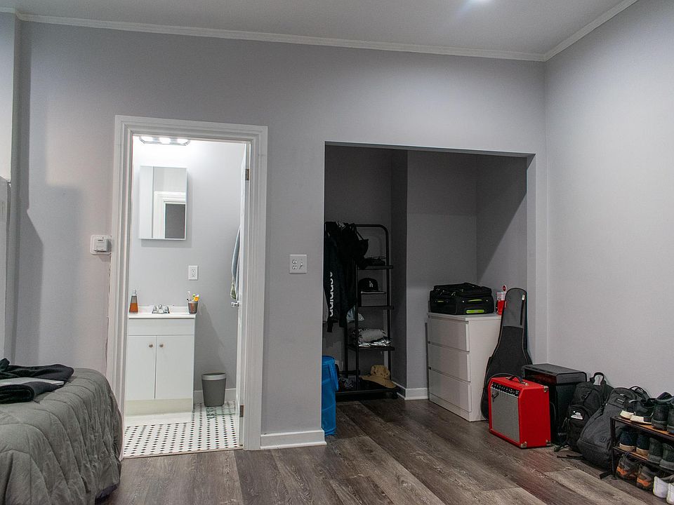 1st image of 236 N Coronado St #104