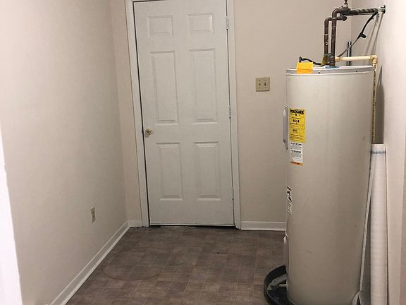 laundry room/mud room