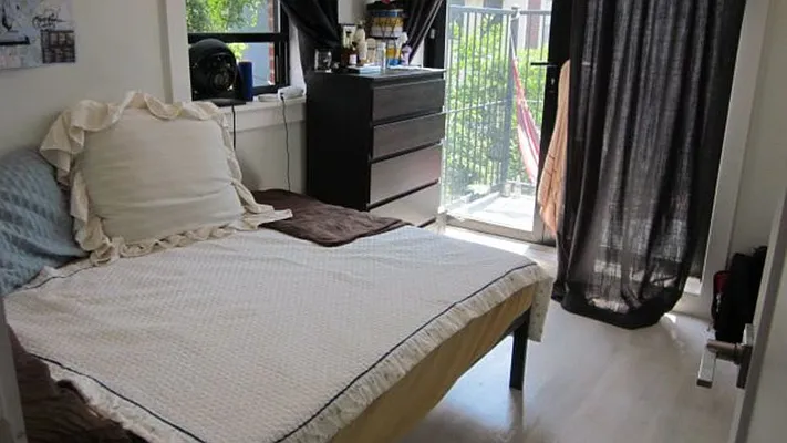 Rented by Nooklyn NYC LLC | media 26