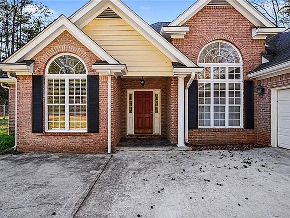 2nd image of 1310 Lester Mill Rd