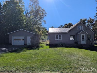 212 E Conglomerate St, Ontonagon, MI, 49953