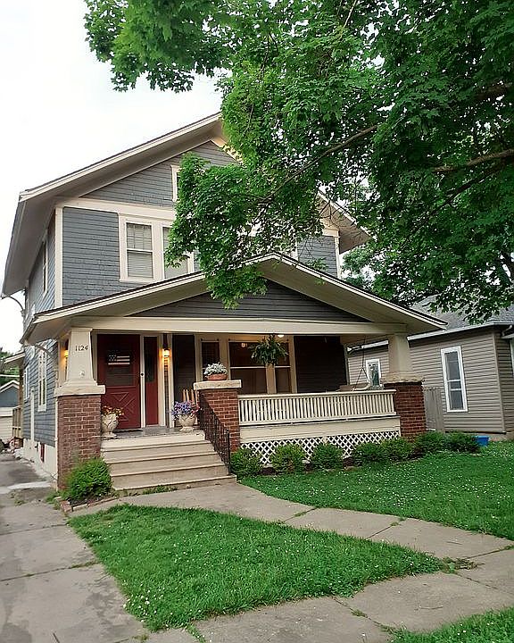 1st image of 1124 Neosho St