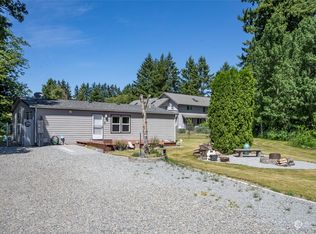 10527 Barnes Ln S, Tacoma, WA