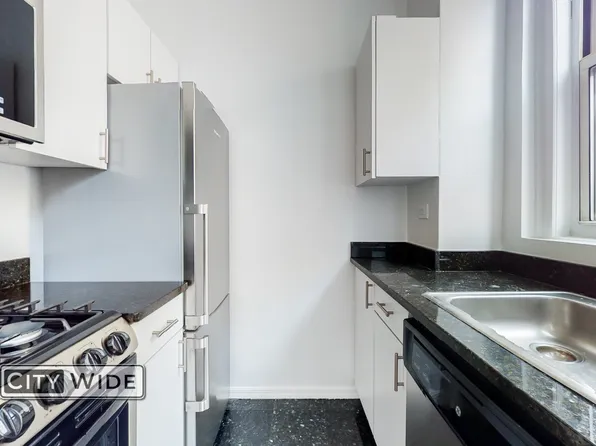 120 West 86th Street image 3 of 7