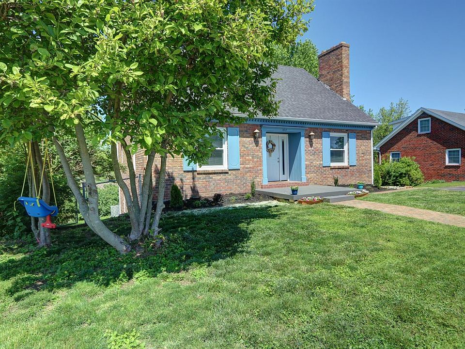 1st image of 103 N Porter Dr