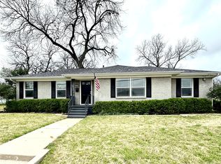 102 S Clark St, Rockwall, TX 75087