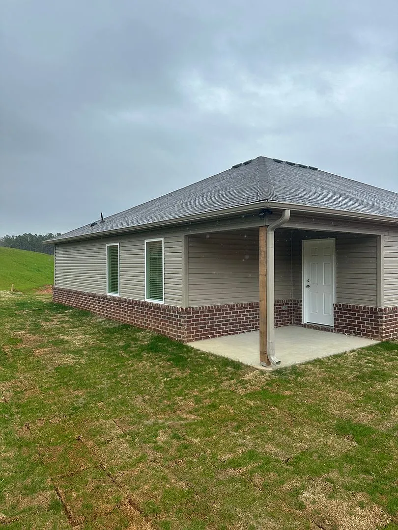Coming Soon! Beautiful 3-Bedroom, 2-Bath Home in Deer Brook Crossing — Photo 4