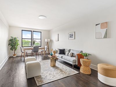 160 Ocean Pkwy APT 6C, Brooklyn, NY, 11218