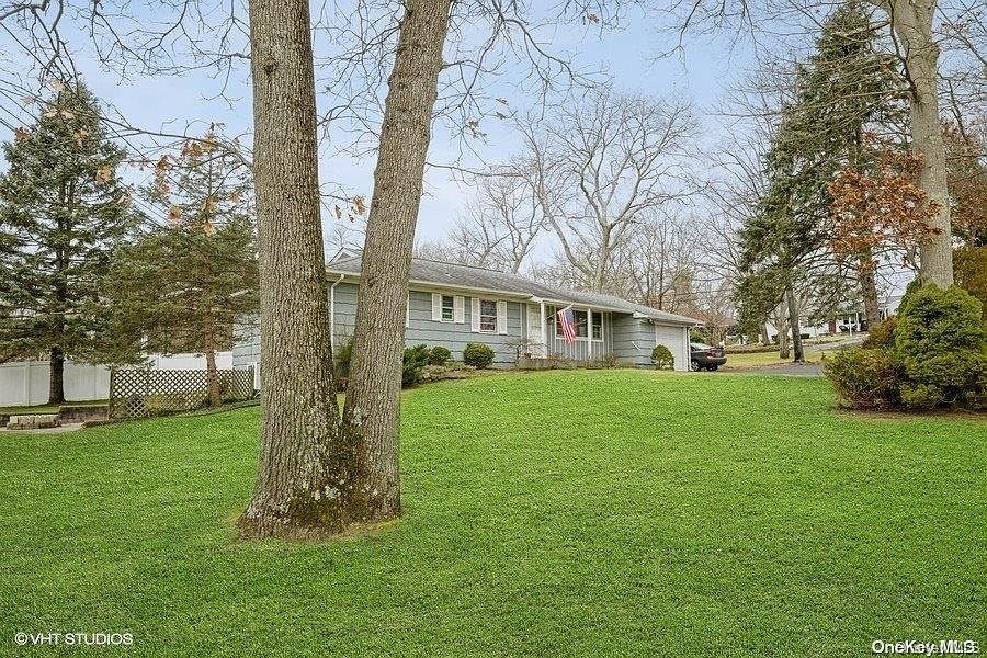 1st image of 114 Grassy Pond Drive S