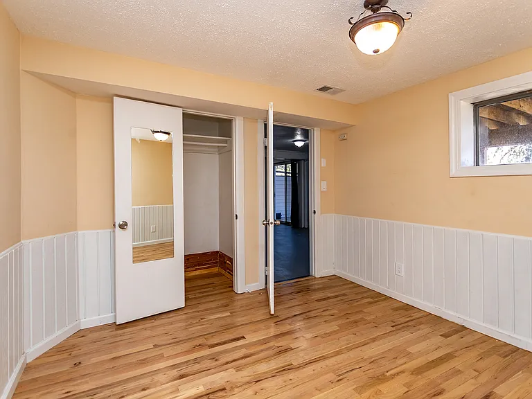 316 Cobblestone Dr — Photo 43