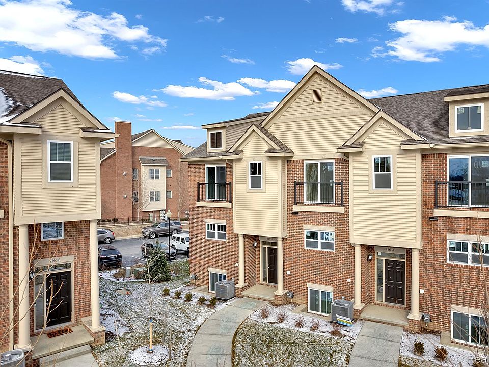 1st image of 41550 Orianna Ln #23