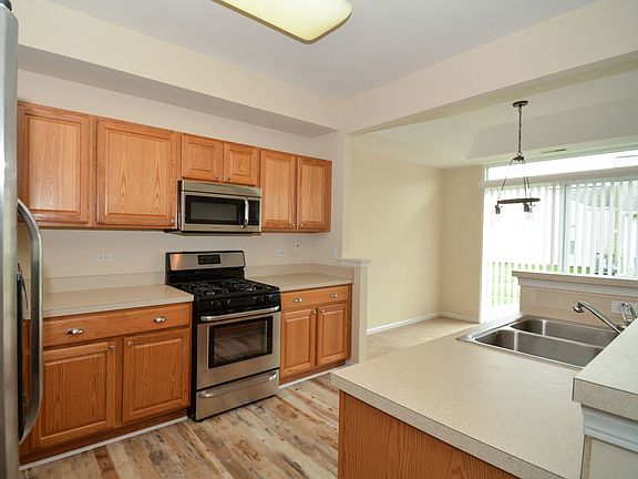 2nd image of 14064 Palisades Ave