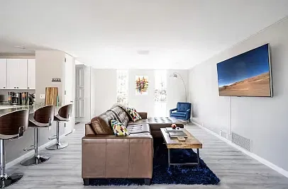 4 bed, 2259 sqft, $3,200 — Photo 1