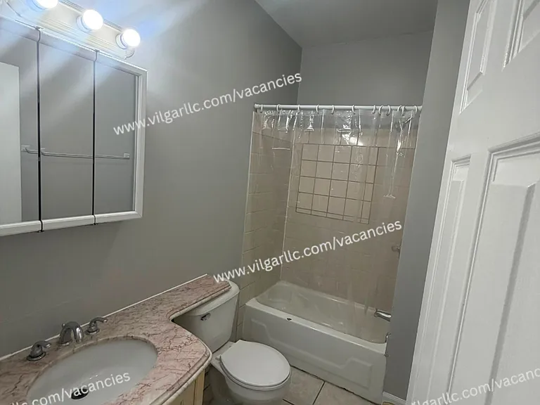 5634 Claude Ave — Photo 11