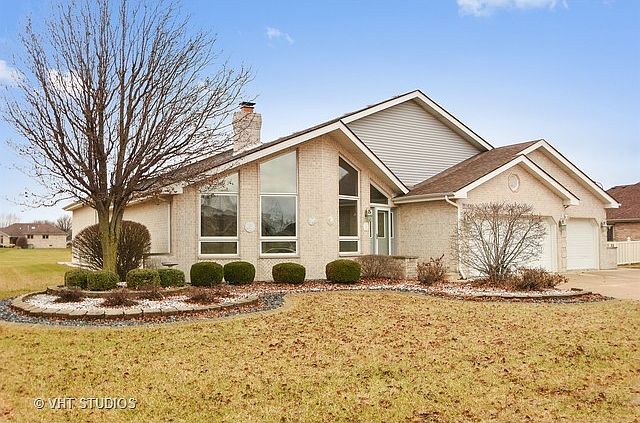 1st image of 18306 Cottonwood Dr