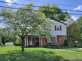 1710 Educational Dr, White Oak, PA 15131