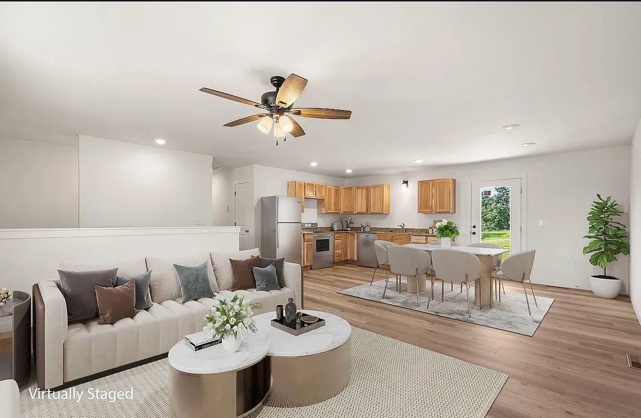 3 bed, 1800 sqft, $2,000 — Photo 2