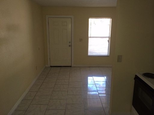 5th image of 11729 N 12th St APT 9