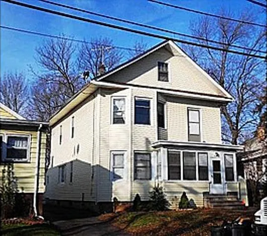 1946 Barnett St #2